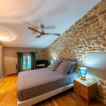 Des Aracil 1 - Appt Climatise 6p, Piscine Apartment
