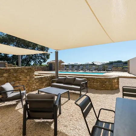 Apartment Des Aracil 1 - Appt Climatise 6p, Piscine Suze-la-Rousse